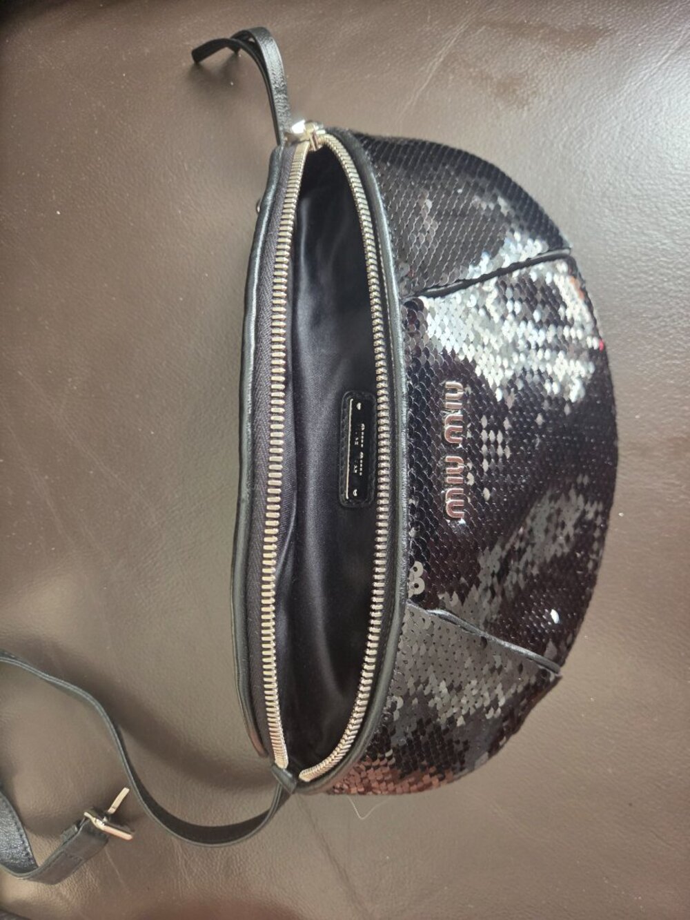 Handbag - Picture 2 of 4